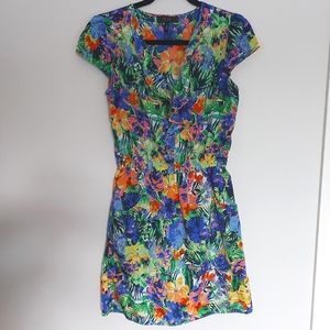 Floral Jessica Simpson Dress w/ pockets